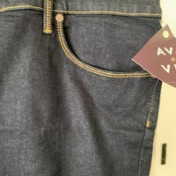 Ava & Viv Midi Jean Shorts - Picture 4 of 6